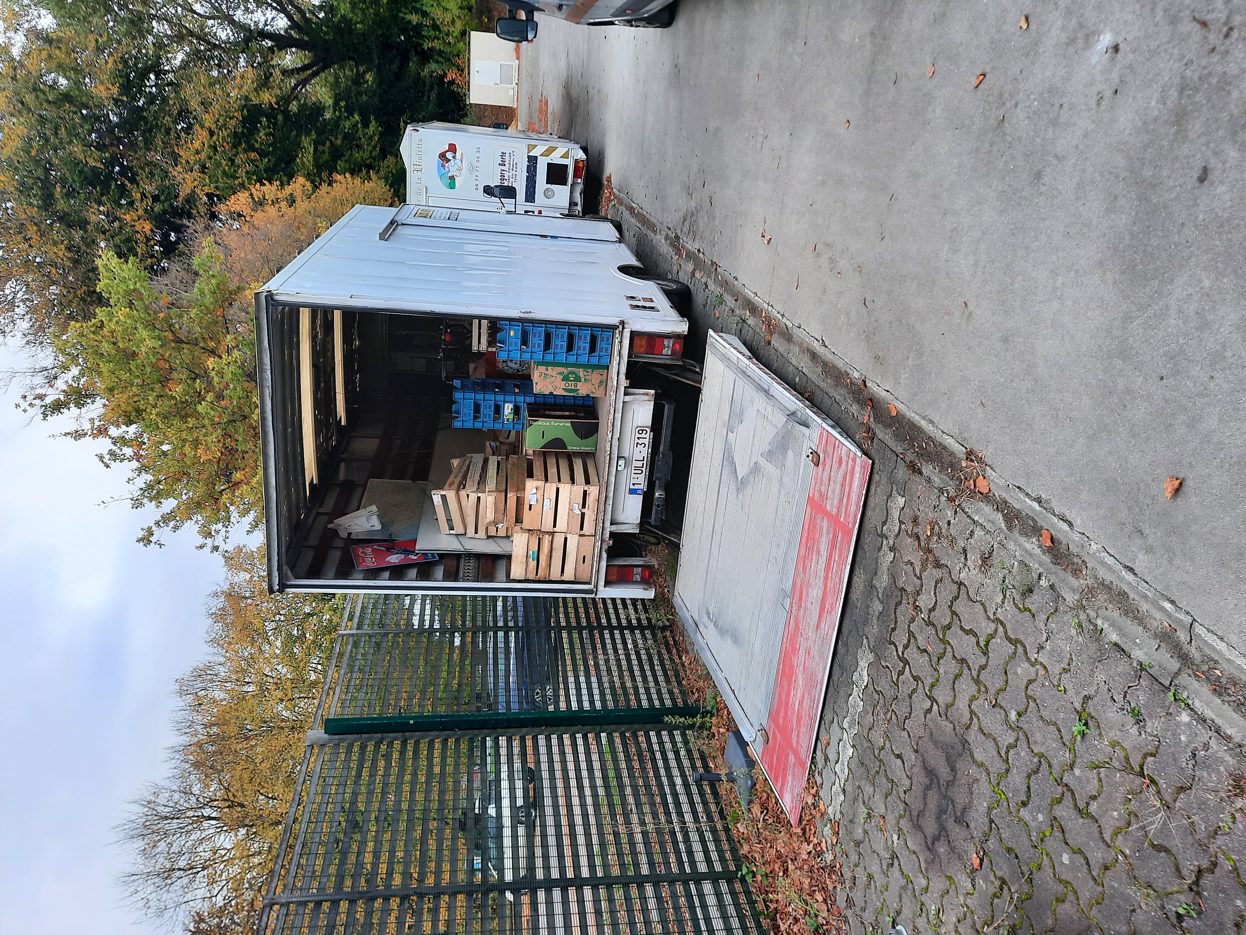 A vendre camion Mercedes-Benz 