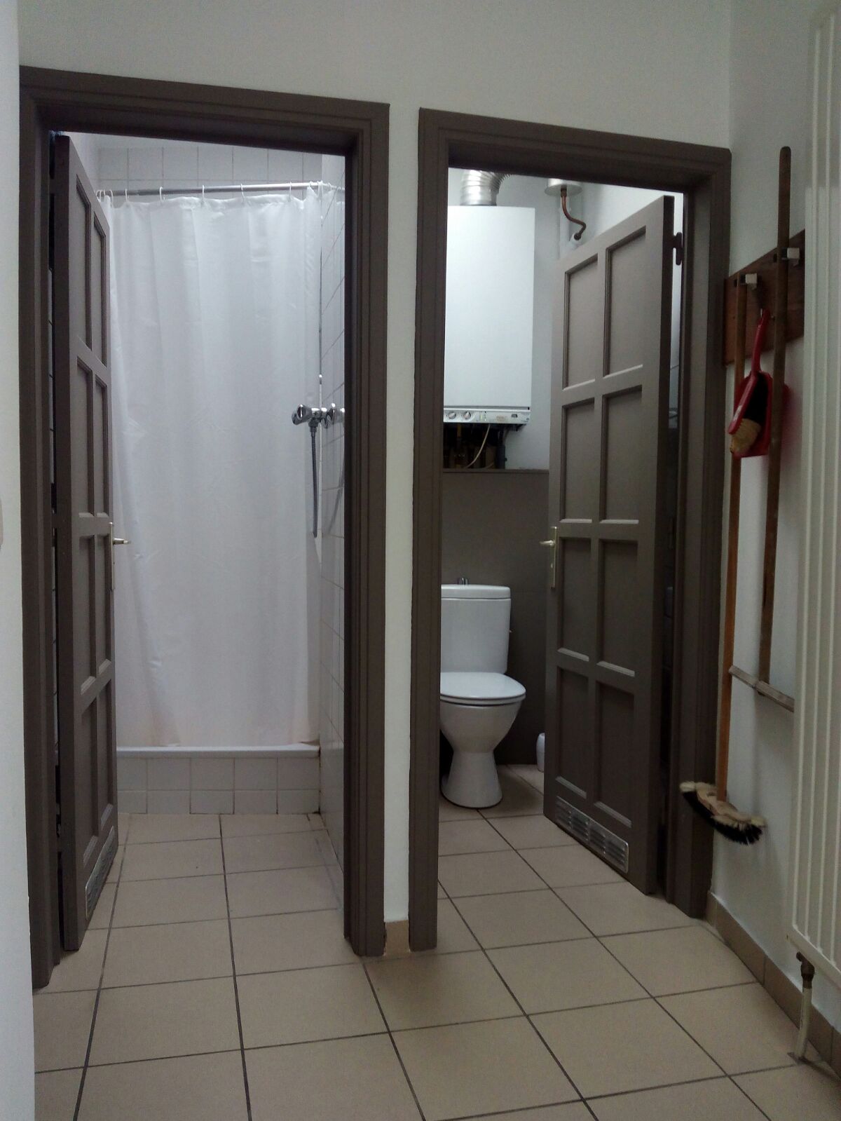 Chambre à louer au calme et située centre ville de Tournai